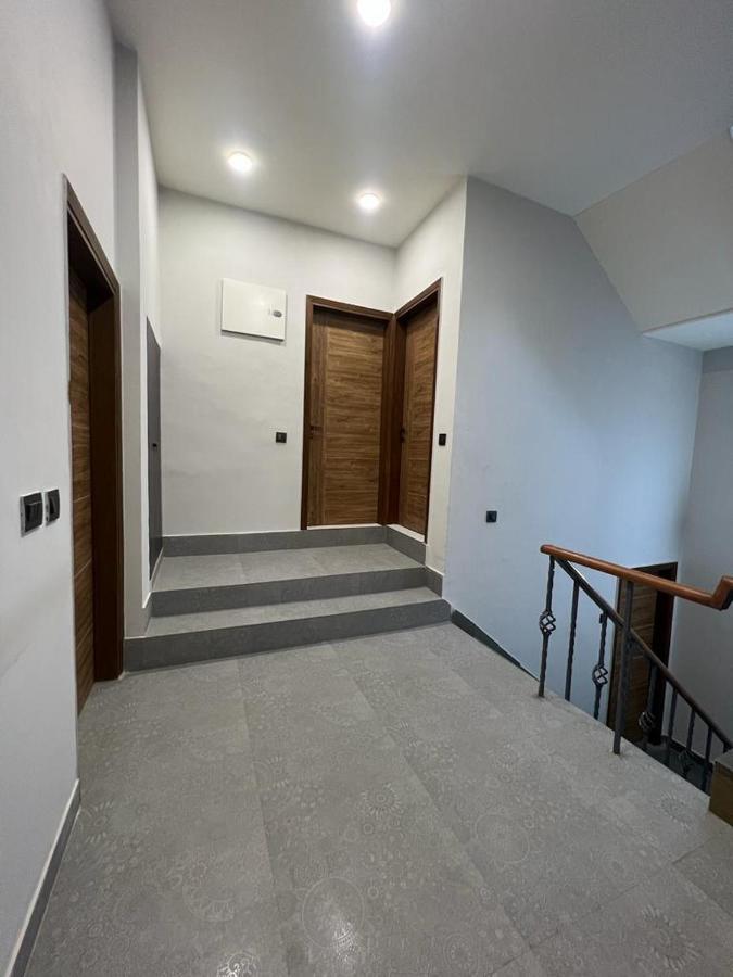 เดอะ ดรีมเฮาส์ Bed & Breakfast นิวเดลี ภายนอก รูปภาพ